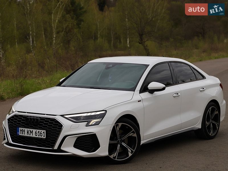 Седан Audi A3 2021 в Трускавці