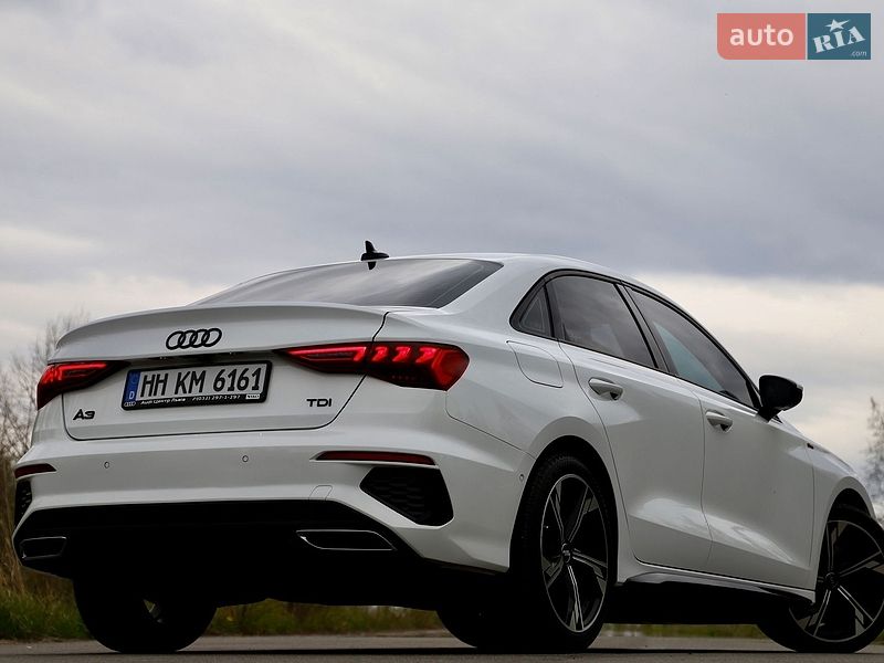 Седан Audi A3 2021 в Трускавці
