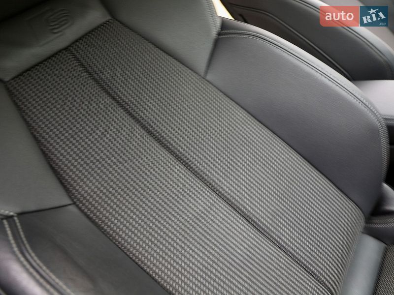 Седан Audi A3 2021 в Трускавці
