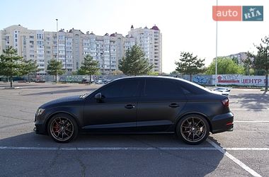 Седан Audi A3 2015 в Николаеве