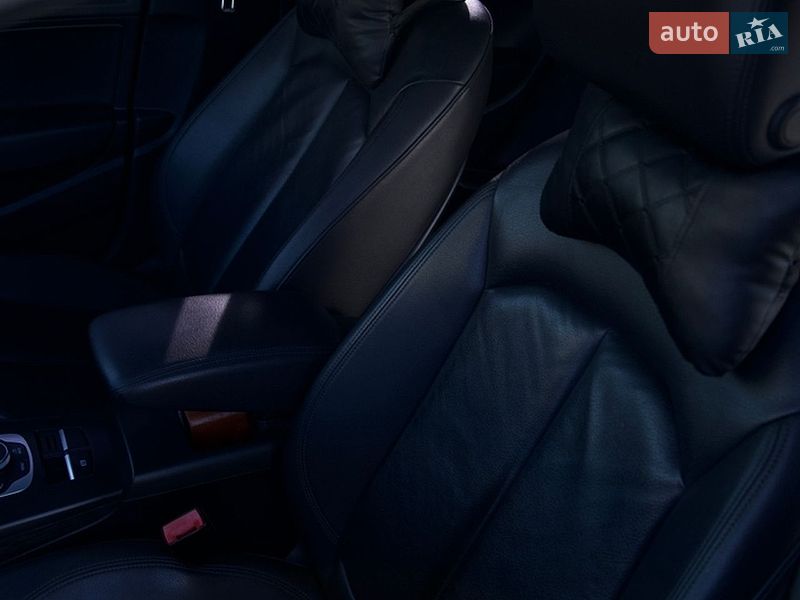 Седан Audi A3 2015 в Николаеве