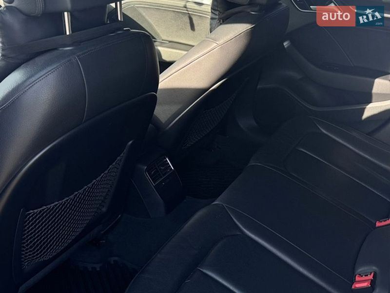 Седан Audi A3 2015 в Николаеве
