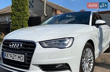 Седан Audi A3 2016 в Харкові