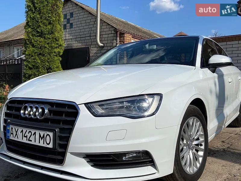 Audi A3 2016 VIN WAUAUGFFXH1042143 фото оголошення 28 з 59