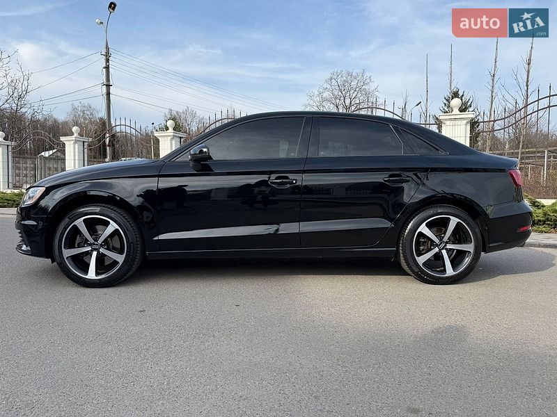 Седан Audi A3 2015 в Виннице