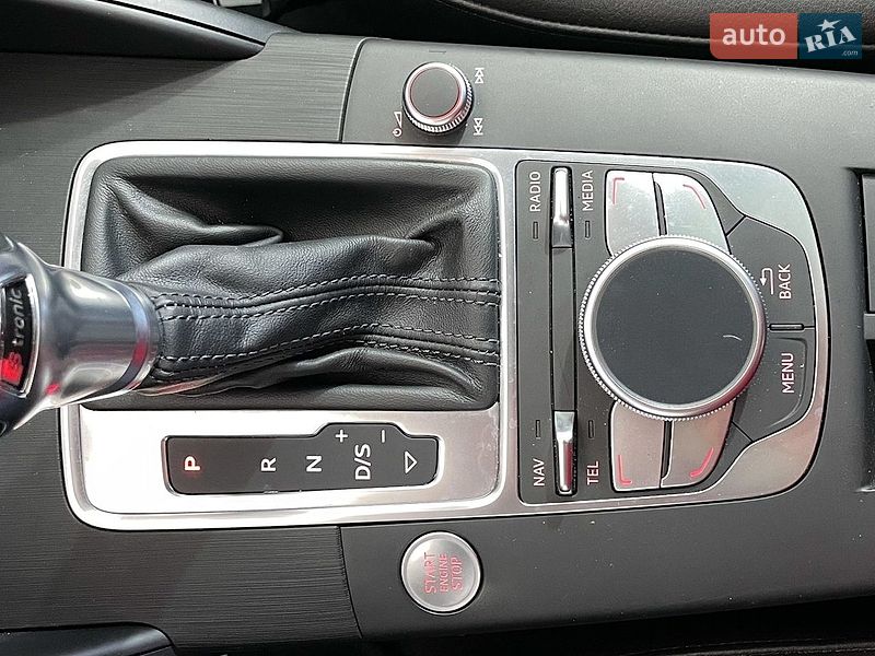 Седан Audi A3 2016 в Львове