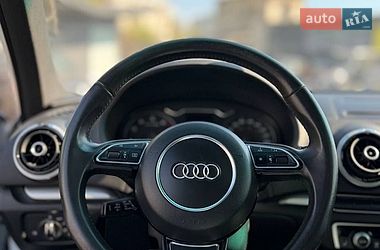Седан Audi A3 2015 в Харькове