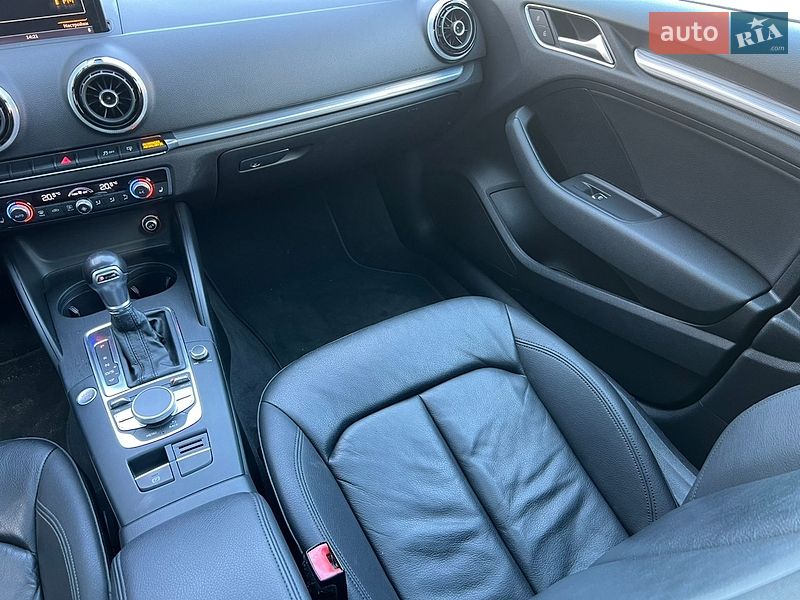 Седан Audi A3 2014 в Киеве