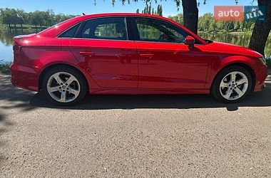 Седан Audi A3 2016 в Ровно