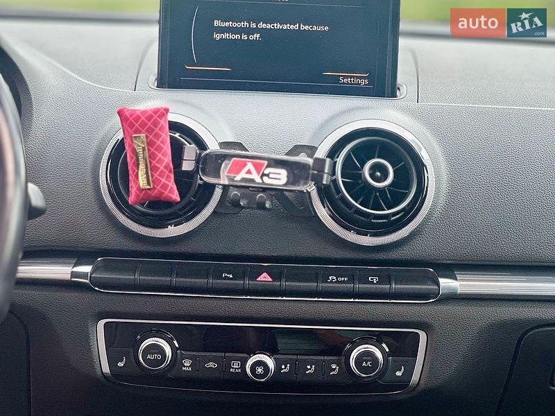 Седан Audi A3 2014 в Черкасах