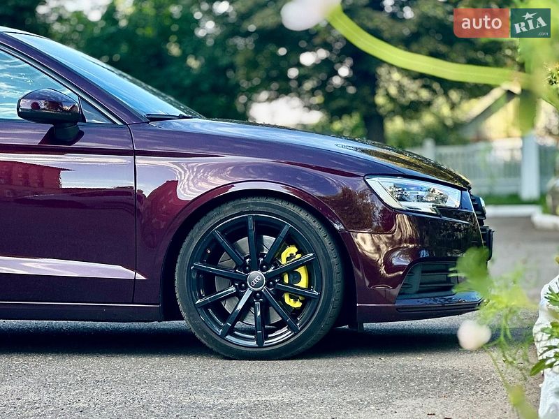 Седан Audi A3 2014 в Черкасах