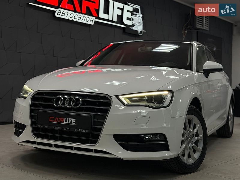 Хэтчбек Audi A3 2015 в Тернополе