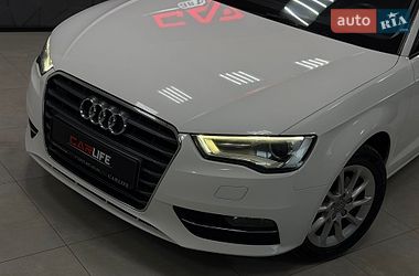 Хэтчбек Audi A3 2015 в Тернополе