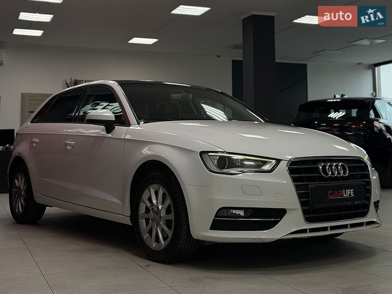 Хэтчбек Audi A3 2015 в Тернополе