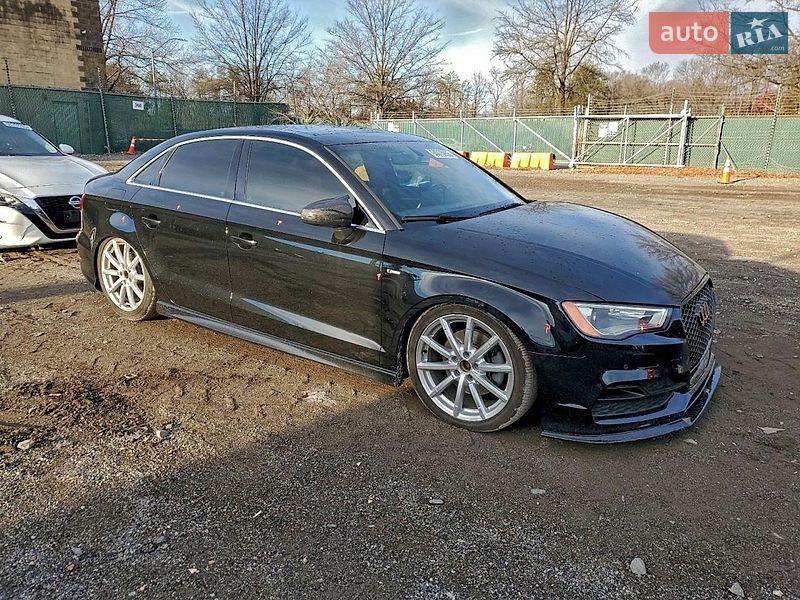 Седан Audi A3 2016 в Городке