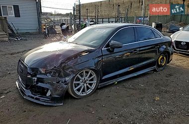 Седан Audi A3 2016 в Городке