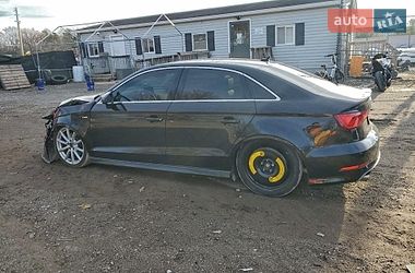 Седан Audi A3 2016 в Городке