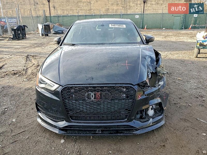 Седан Audi A3 2016 в Городке