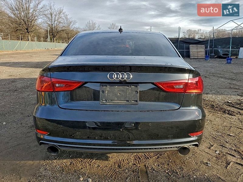 Седан Audi A3 2016 в Городке