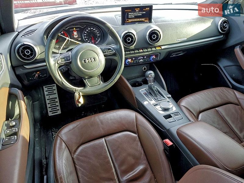 Седан Audi A3 2016 в Городке