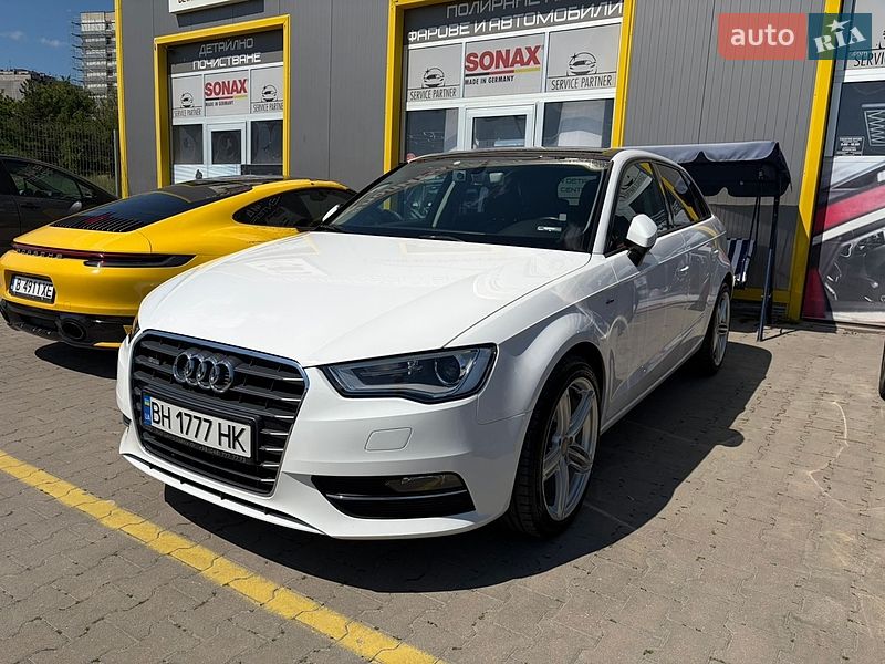 Хэтчбек Audi A3 2015 в Измаиле