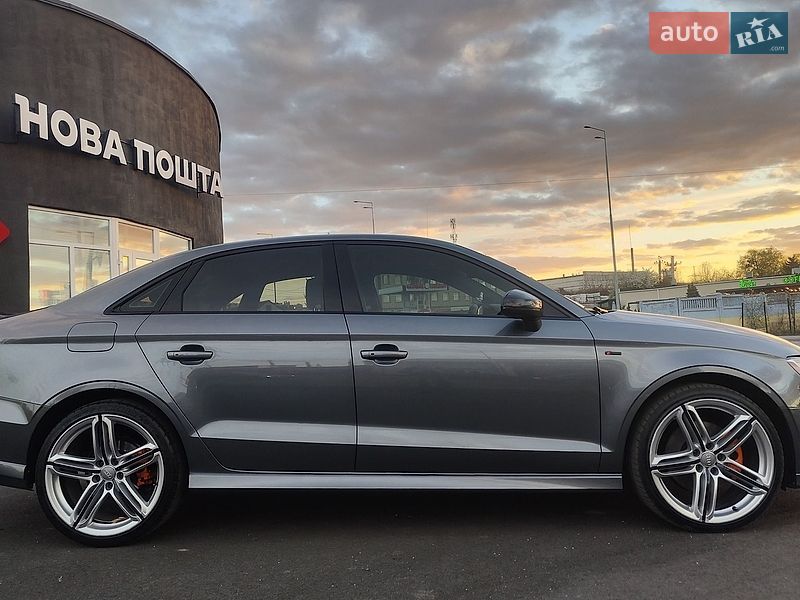 Седан Audi A3 2018 в Вінниці