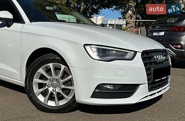Хэтчбек Audi A3 2015 в Одессе фото 5 Хэтчбек Audi A3 2015 в Одессе