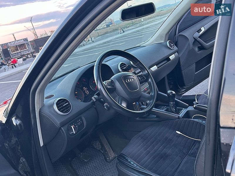 Хэтчбек Audi A3 2012 в Ровно фото 3 Хэтчбек Audi A3 2012 в Ровно