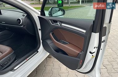 Седан Audi A3 2016 в Кременчуці