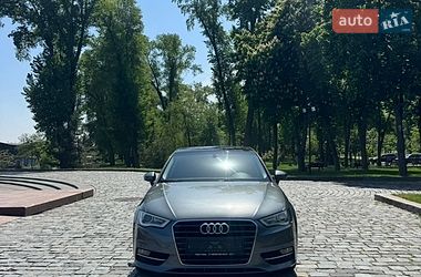 Хетчбек Audi A3 2015 в Києві