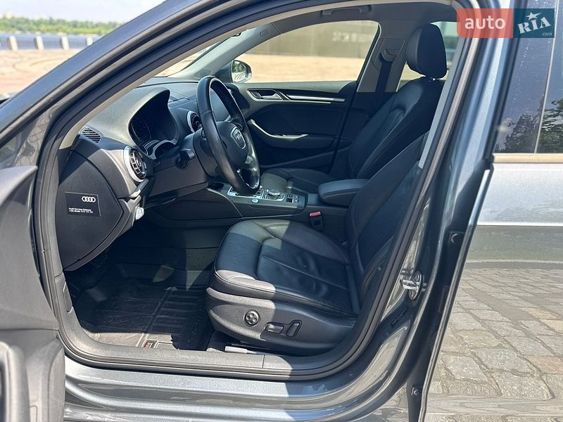 Хэтчбек Audi A3 2015 в Киеве