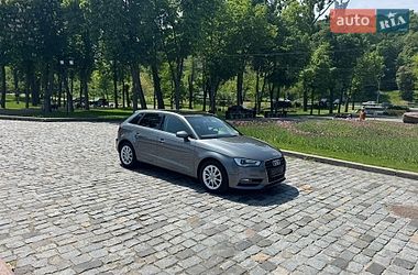 Хетчбек Audi A3 2015 в Києві