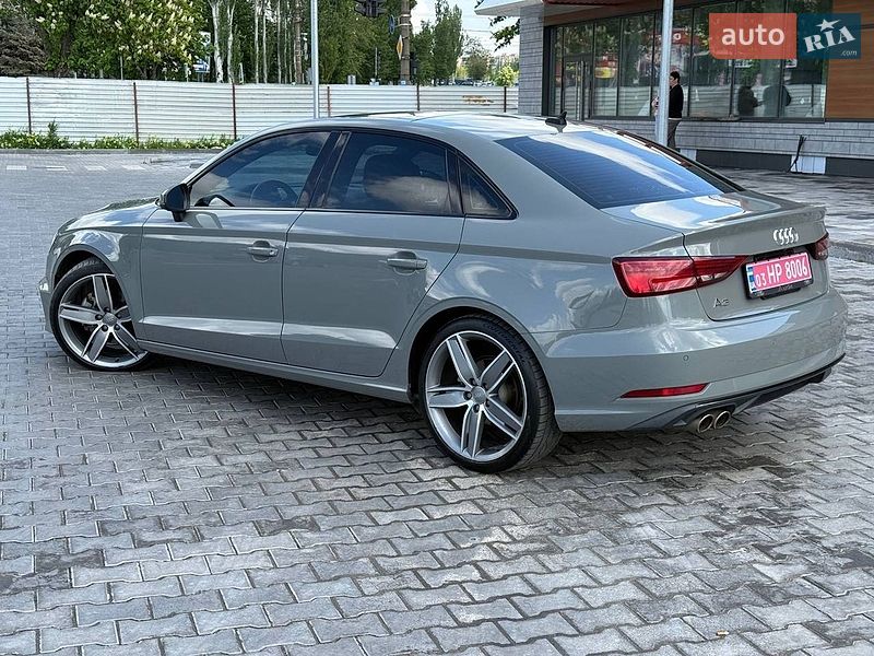 Седан Audi A3 2019 в Кривому Розі