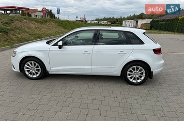 Хетчбек Audi A3 2015 в Стрию