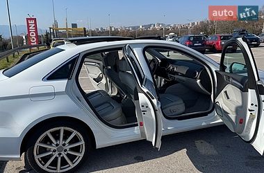 Седан Audi A3 2015 в Ромнах