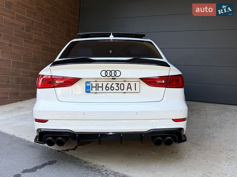 Седан Audi A3 2016 в Одессе