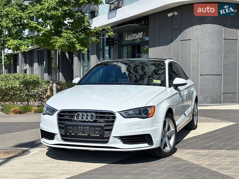 Седан Audi A3 2016 в Киеве