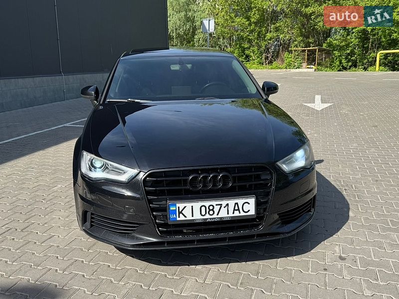 Седан Audi A3 2016 в Киеве