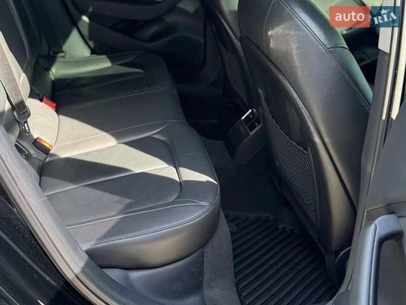 Седан Audi A3 2016 в Киеве
