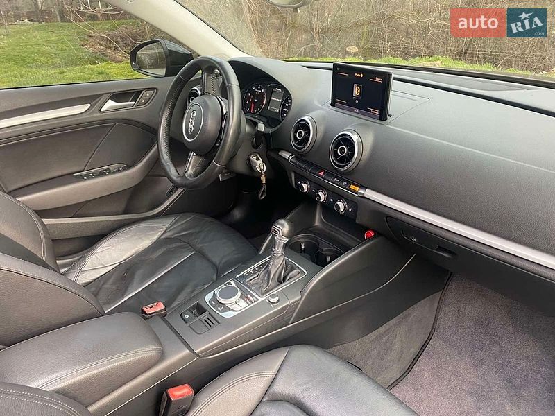 Седан Audi A3 2014 в Запорожье