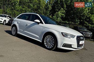 Хетчбек Audi A3 2017 в Луцьку