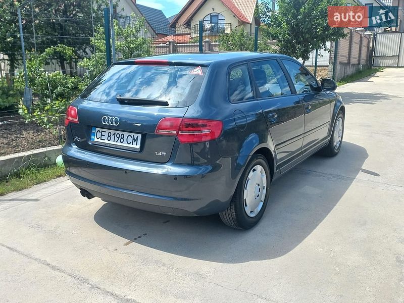 Хэтчбек Audi A3 2010 в Черновцах