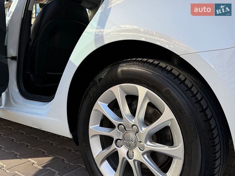 Хэтчбек Audi A3 2015 в Киеве