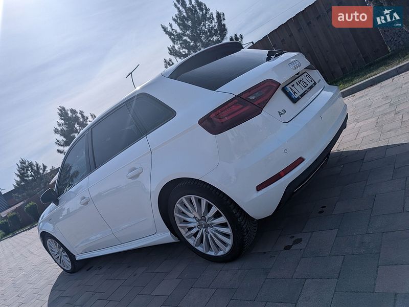 Хэтчбек Audi A3 2015 в Ивано-Франковске