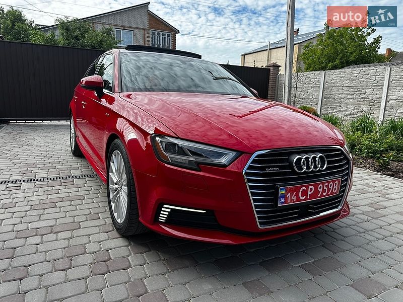 Хетчбек Audi A3 2017 в Вінниці