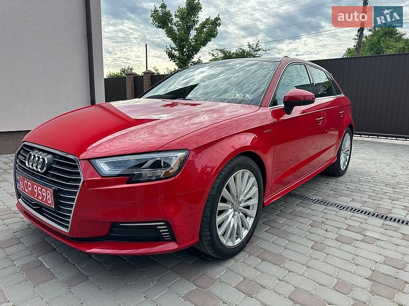 Хетчбек Audi A3 2017 в Вінниці