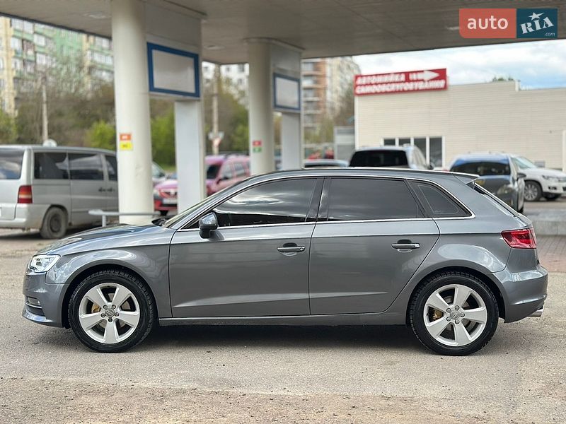 Хетчбек Audi A3 2013 в Чернівцях