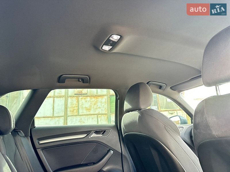 Хетчбек Audi A3 2013 в Чернівцях