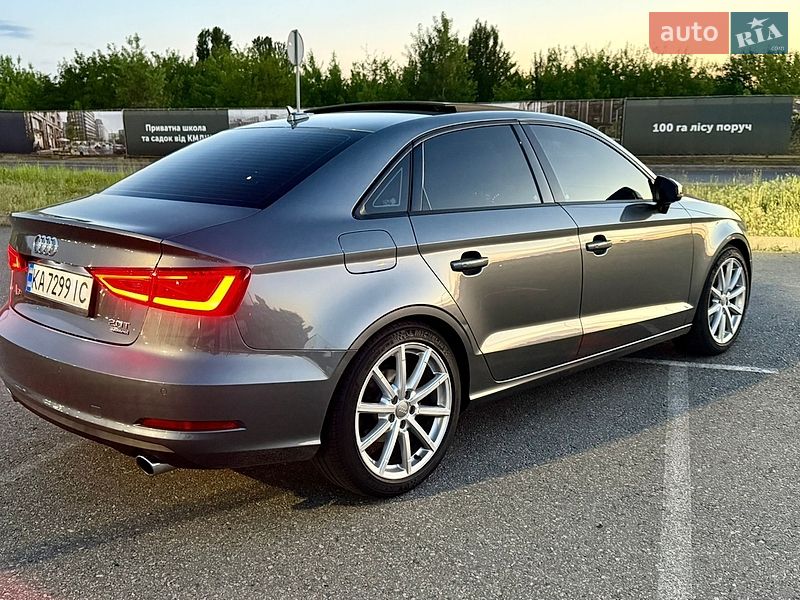 Седан Audi A3 2016 в Киеве
