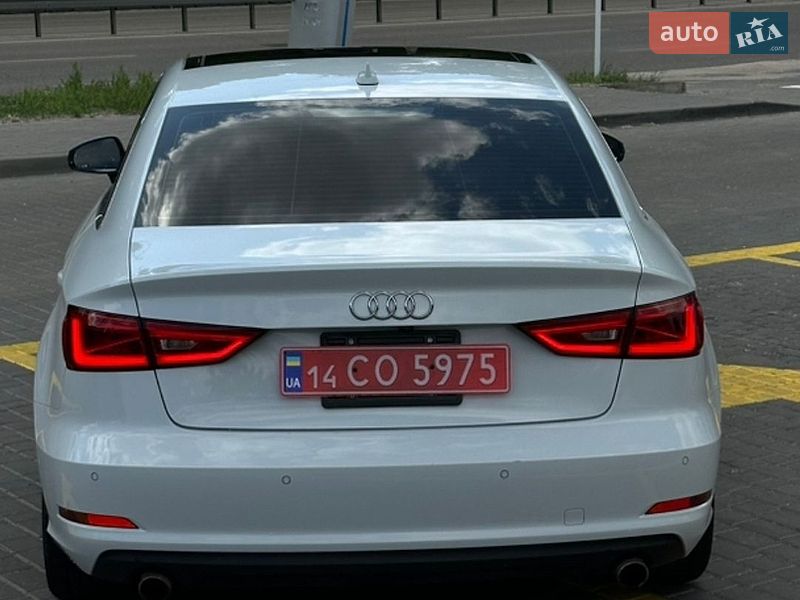 Седан Audi A3 2014 в Дніпрі